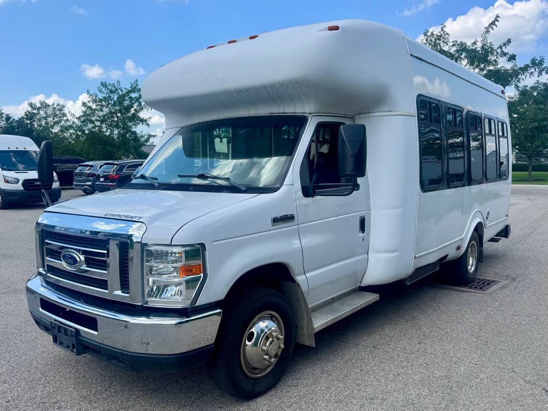 Photo 2 of 2009 Ford E-Series E-350 SD