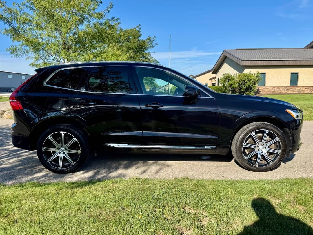 Photo 5 of 2019 Volvo XC60 T8 eAWD Inscription