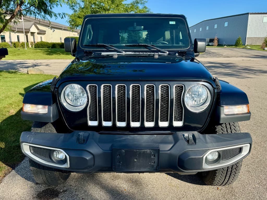 Photo 3 of 2019 Jeep Wrangler Unlimited Sahara