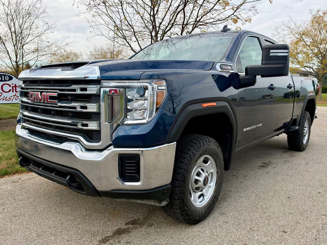 2022 GMC Sierra 2500HD SLE - Image 2