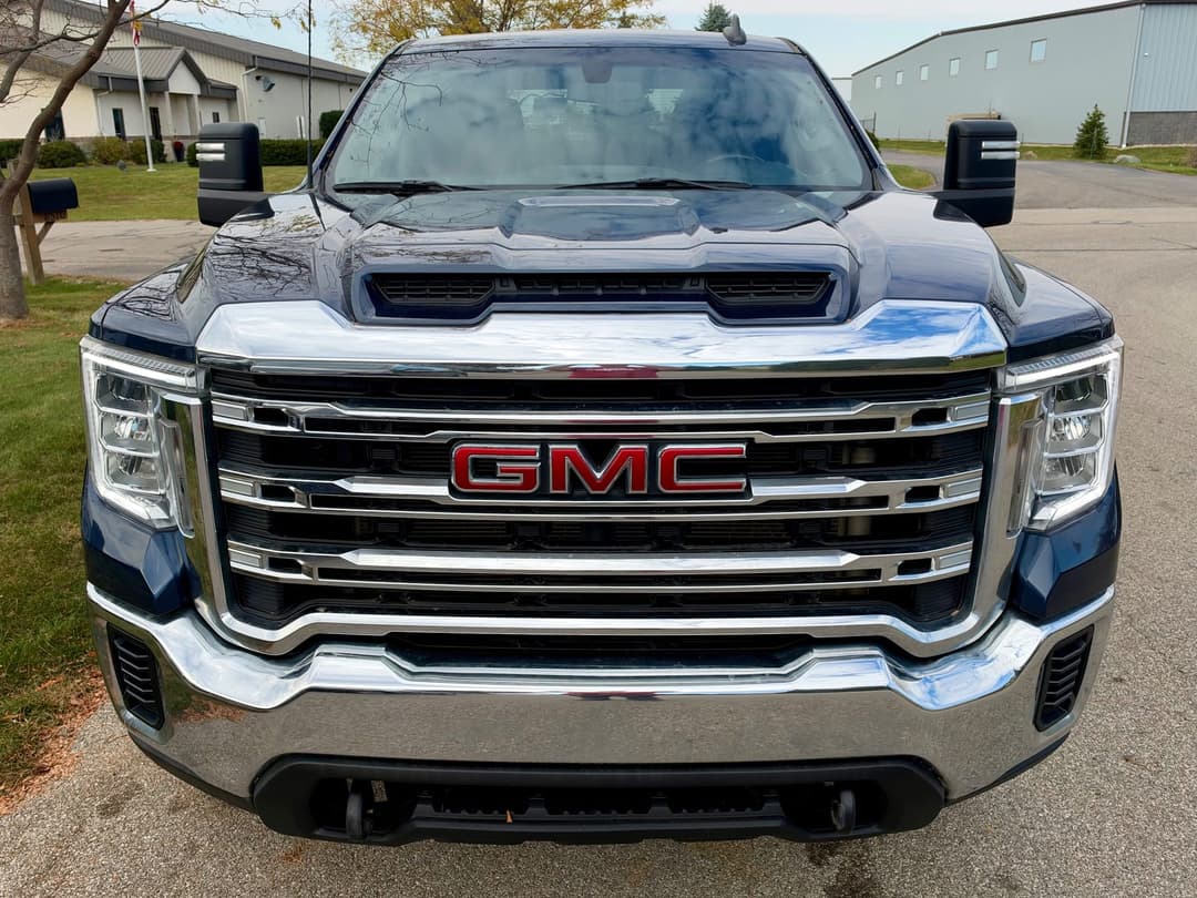2022 GMC Sierra 2500HD SLE - Image 3